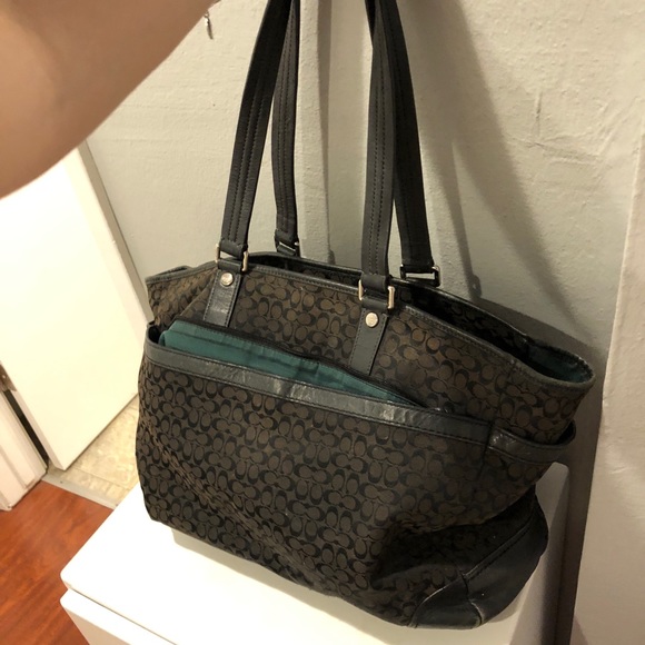 Coach Handbags - COACH BAG SIGNATURE CANVAS